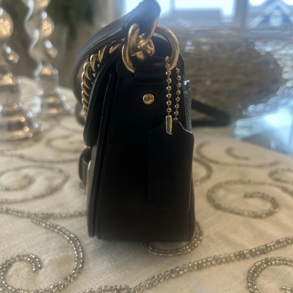 Coach Blake 20 Crossbody  Black Pebbled Leather Gold Hardware - Picture 6 of 8